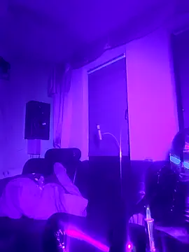 Crystalbitchx live sex cam