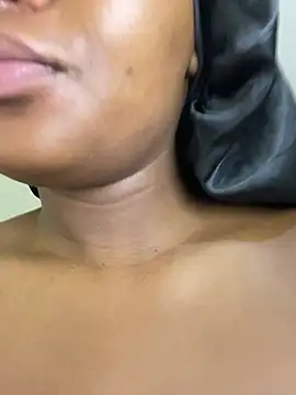 MiyaXo2's cam snapshot