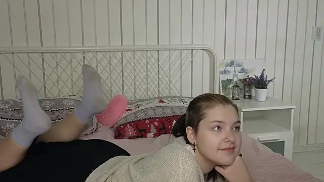 BevHanni's cam snapshot