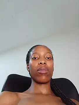 MsParisSmith's cam snapshot