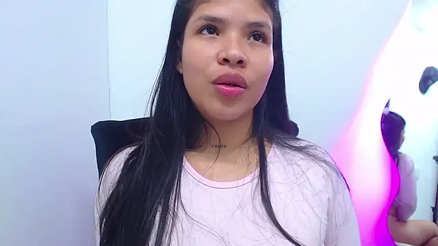 BearishMajor's cam snapshot