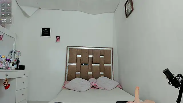 kendall-ewers's cam snapshot