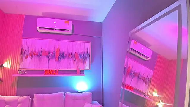 lilian_vergara's cam snapshot