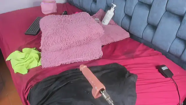 Roxy-Smith live sex cam