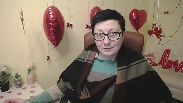 EmilyL0ve's cam snapshot