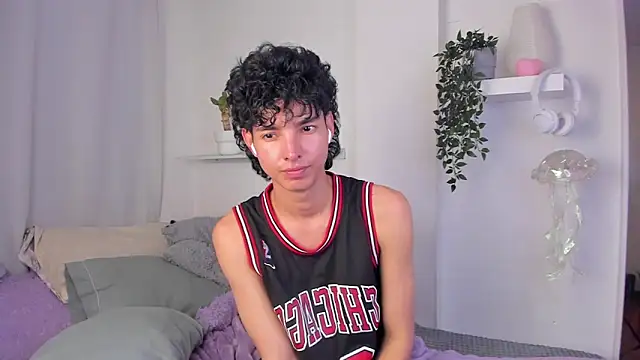 santy-kitty live sex cam