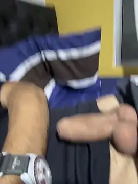 joeandlove's cam snapshot