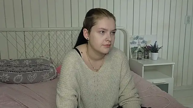 BevHanni's cam snapshot