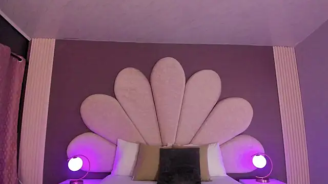 MarianaGarciaa__'s cam snapshot