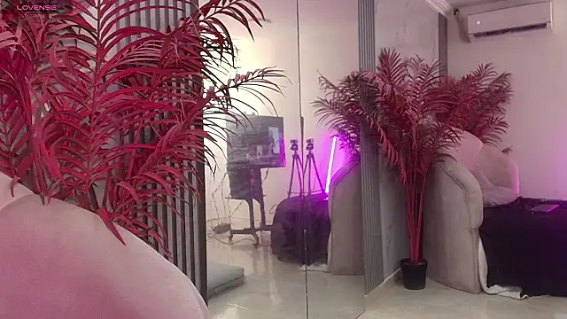 EvaHalsey's cam snapshot