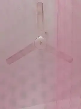 mistipriya's cam snapshot