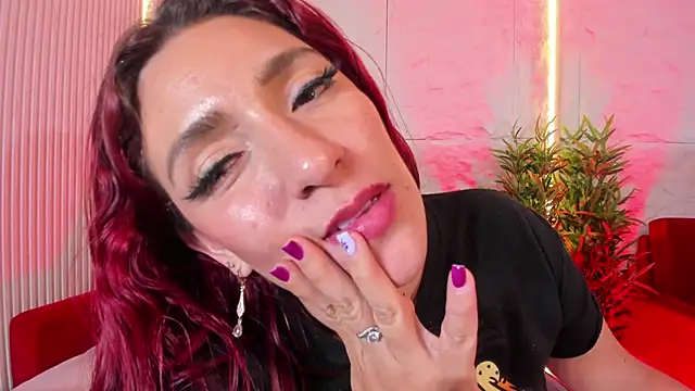 naughty_flower18's cam snapshot