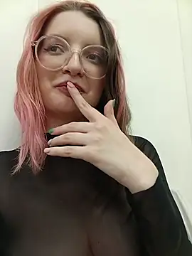 LindaGrant live sex cam