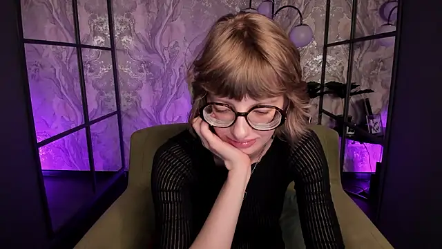 RubySoft live sex cam