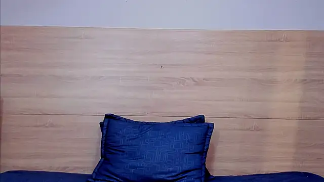 bulma_bambina_'s cam snapshot