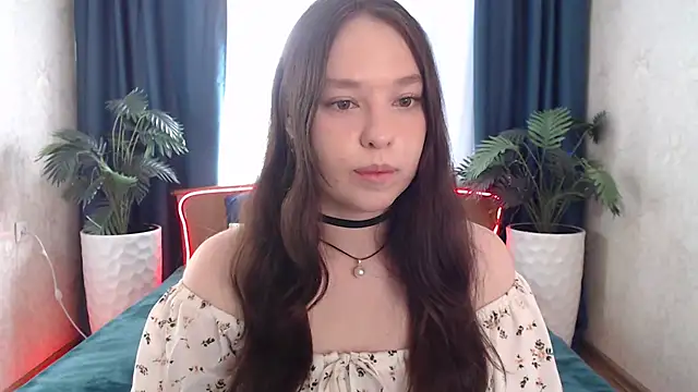 PureLedy's cam snapshot