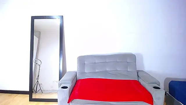 exotic_karmella's cam snapshot