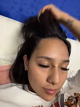 lau_star live sex cam