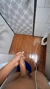 tula_chyk's cam snapshot