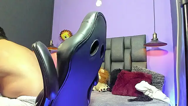 Lyon_vach live sex cam