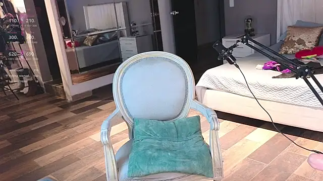 greyslopez's cam snapshot