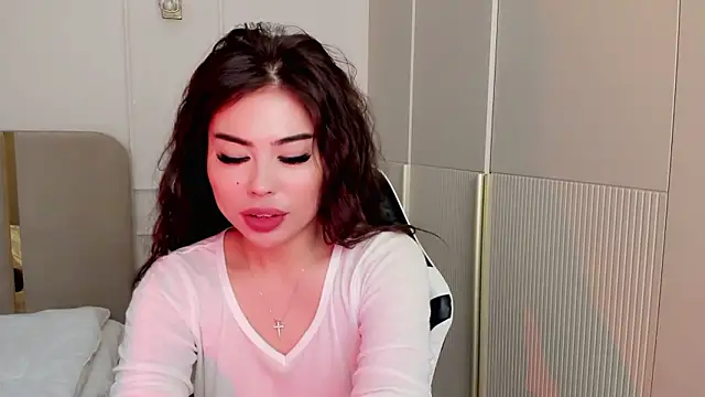 may_mia's cam snapshot