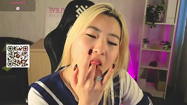 Aisi_18's cam snapshot