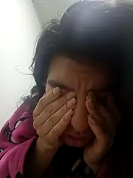 Alma_Kieran's cam snapshot