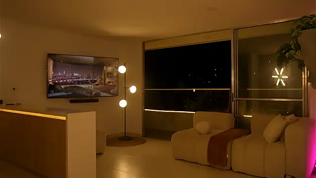 Ms_Sammy's cam snapshot