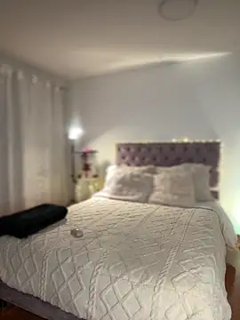 Samantha_e2's cam snapshot