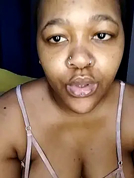 SweetJuicyPussy97's cam snapshot