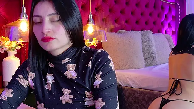 ZaraGold's cam snapshot