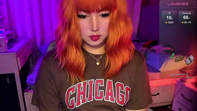 Alicia_Rose69's cam snapshot