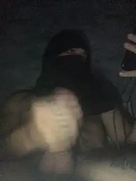 maia-layon's cam snapshot