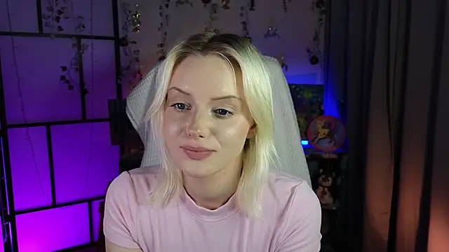 ImBonBon's cam snapshot