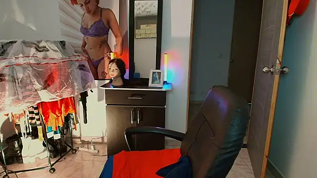 TinnaDawsom's cam snapshot