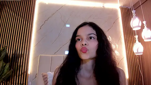 Mia_Galvez_'s cam snapshot