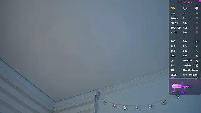 venusleroy_'s cam snapshot