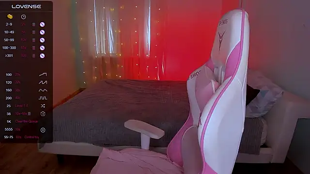 AdeleRoberts's cam snapshot