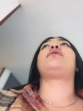 Georgia_Pink's cam snapshot