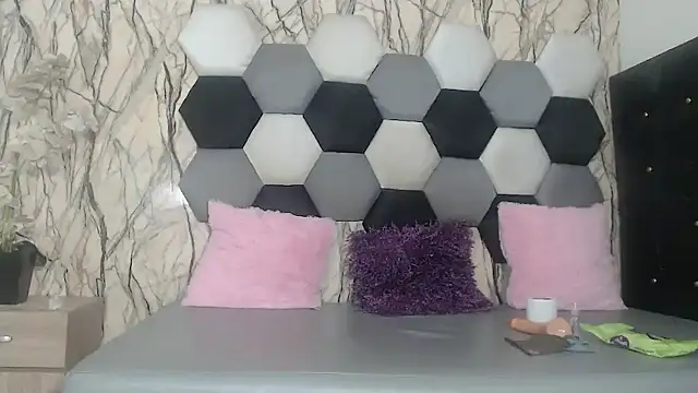 AntonellaBlanc's cam snapshot