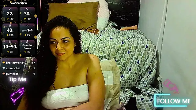 _naughty_milf's cam snapshot