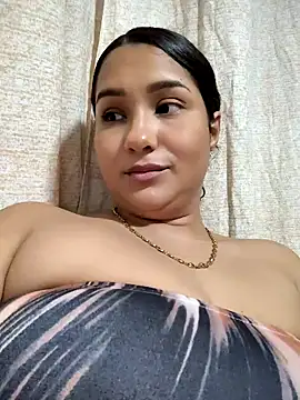 BrendaGirs's cam snapshot