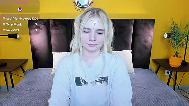 RuthBryant's cam snapshot