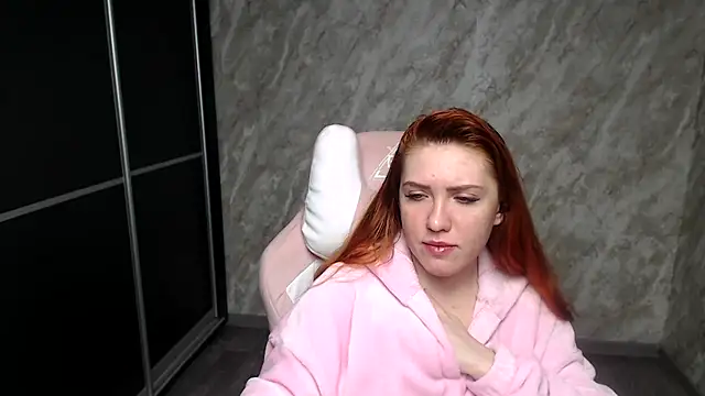 Reginasmilee's cam snapshot