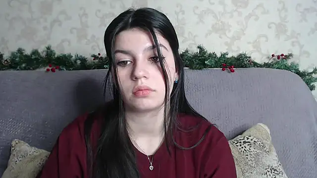 KisaModel's cam snapshot