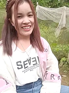 nangmo's cam snapshot