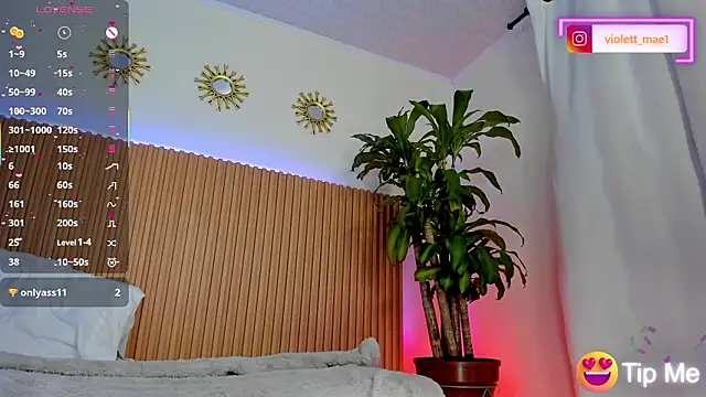 violett_mae's cam snapshot