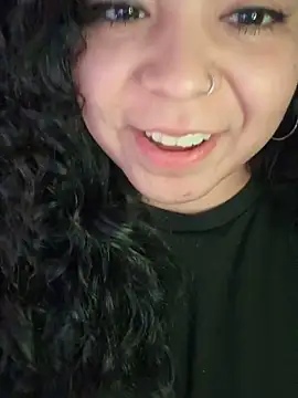 kimmiakiss22 live sex cam