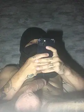 maia-layon's cam snapshot